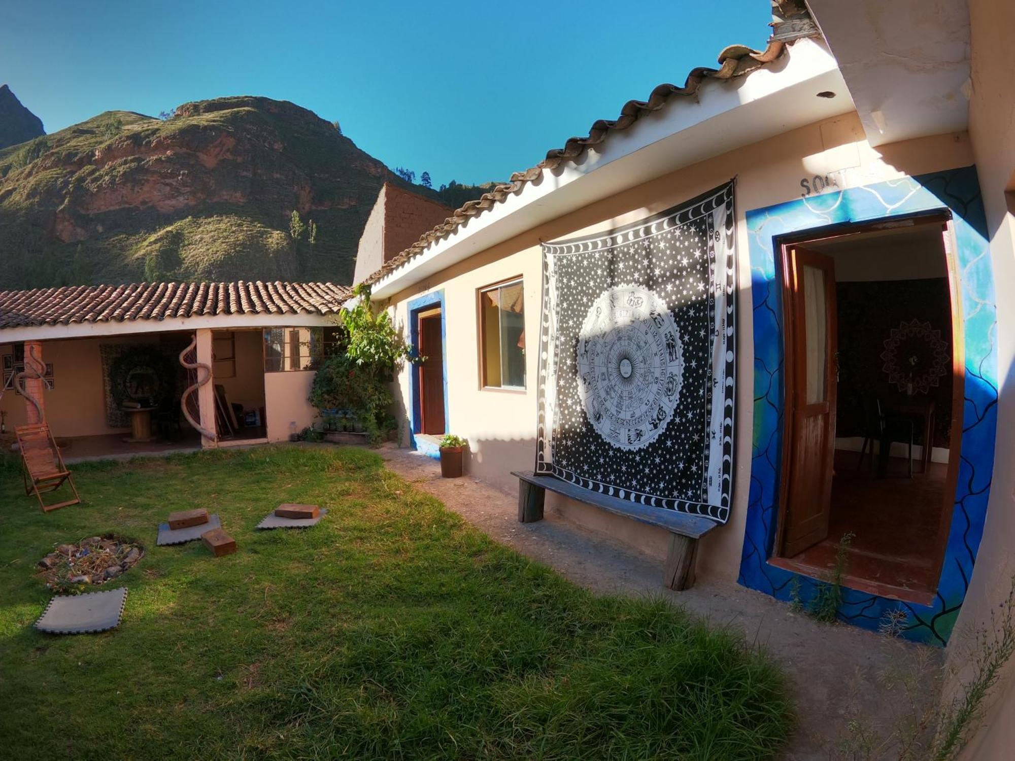 Tayta Wasi Guest House Pisac Exterior photo